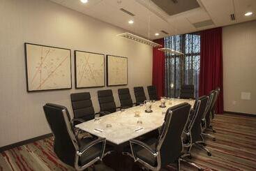 هتل Springhill Suites By Marriott Athens Downtown/university Area