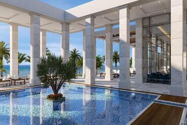 Amavi, Madefortwo Hotels Paphos
