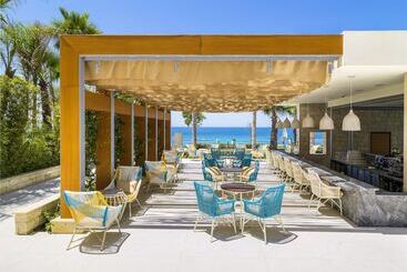 Amavi, Madefortwo Hotels   Paphos