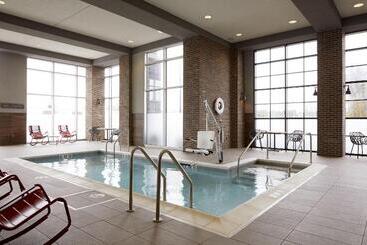Archer Hotel Boston/burlington
