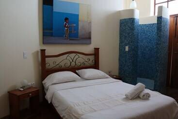 هتل Casa Zenia Habana