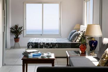 هتل City Sea Business Suites