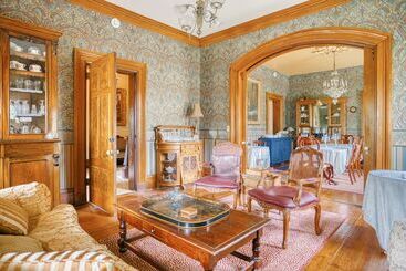 هتل Galena Inn Formerly Victorian Mansion