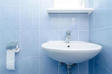 هتل Guest House Cuk