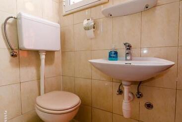 هتل Guest House Cuk