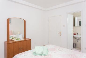 هتل Guest House Cuk