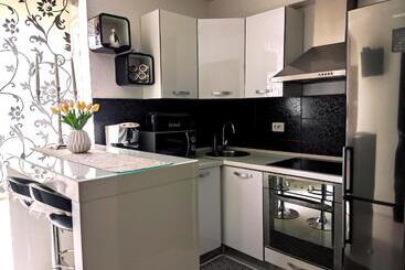 هتل Guest House Klaudija