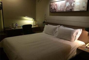 هتل Jinjiang Inn Shenyang Middle Street Pedestrain