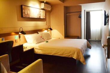 هتل Jinjiang Inn Shenyang Middle Street Pedestrain