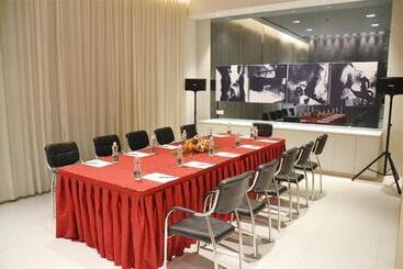 هتل Jinjiang Inn Shenyang Middle Street Pedestrain