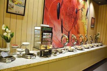 هتل Jinjiang Inn Shenyang Middle Street Pedestrain