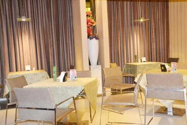 هتل Jinjiang Inn Shenyang Middle Street Pedestrain