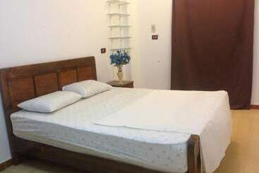 هتل Luxor Guest House