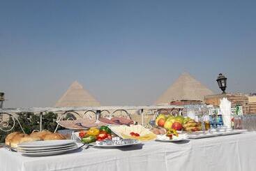 هتل Makadi Pyramids View