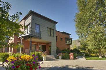 فندق Obermeyer Place By Frias Properties