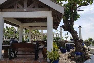 هتل San Juan Treasure Resort