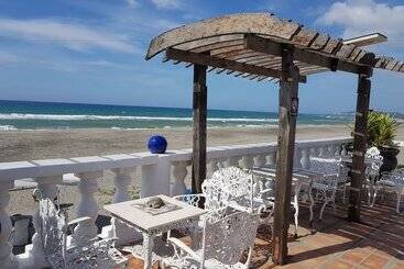 هتل San Juan Treasure Resort