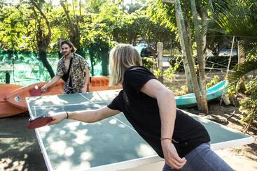 هتل Tsunami Hostel