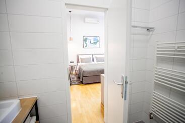هتل Zagreb City Vibe Apartments & Rooms