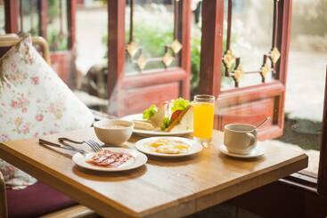 Ivy Garden Hotels & Resorts   Lijiang Henghehao