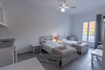 Meltemi Hotel Kythnos