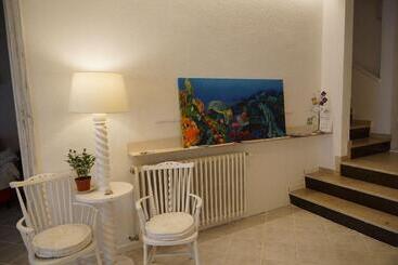 Hostal Marina Cadaques