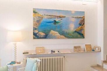 Hostal Marina Cadaques