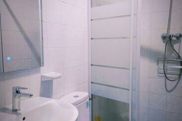هتل Hostal Casa Nautilus