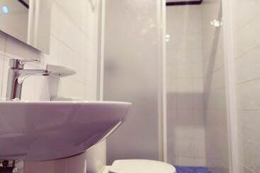 هتل Hostal Casa Nautilus