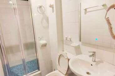 هتل Hostal Casa Nautilus