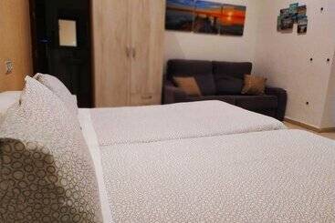 هتل Hostal Casa Nautilus