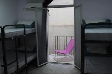 هتل Hostal Mayor