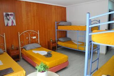 هتل Hostal Mayor