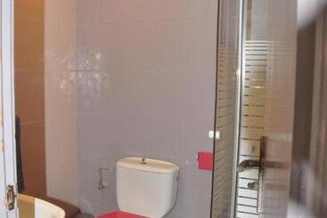 هتل Hostal Mayor