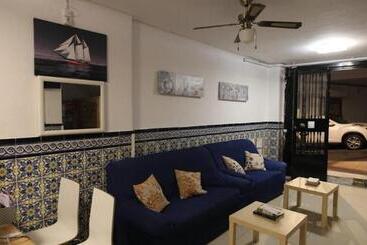 هتل Hostel Bohemia