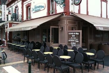 هتل La Champagne Ardenne   Cabourg