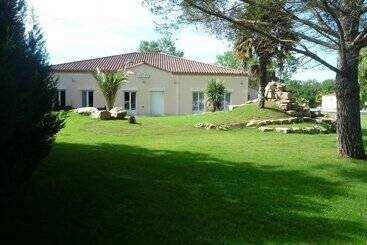 هتل Maison D Hôtes Villa Soleil