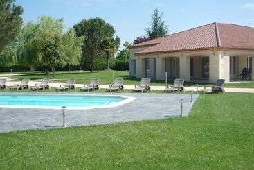 هتل Maison D Hôtes Villa Soleil