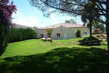 هتل Maison D Hôtes Villa Soleil