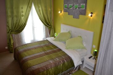 هتل Maison D Hôtes Villa Soleil