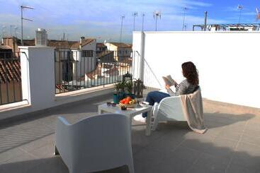هتل Nest Flats Granada