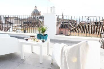 هتل Nest Flats Granada