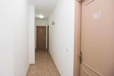 هتل Pension Alcala