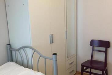 هتل Pension Alis Augsburg