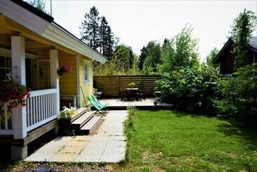 هتل Pikku Torppa Cottage