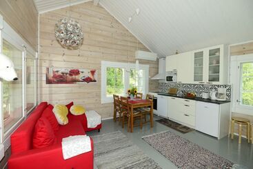 هتل Pikku Torppa Cottage