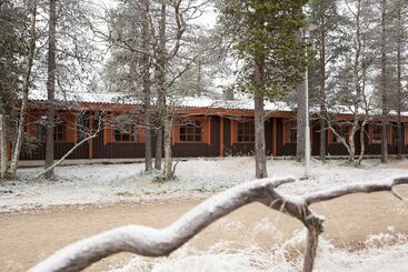 هتل Saariselkä Inn Majatalo Panimo