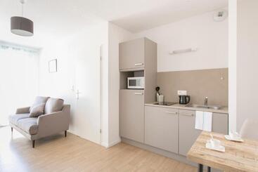 هتل Zenao Appart Hôtels Mulhouse