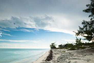 Caribbean Sea Breeze Villas