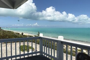 Caribbean Sea Breeze Villas